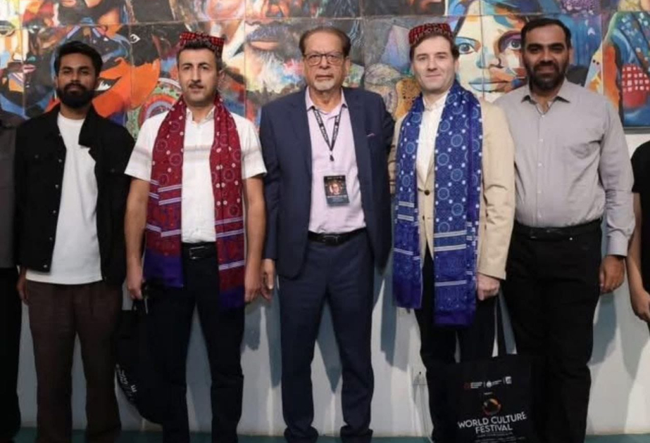Azerbaijani artists join World Culture Festival in Karachi