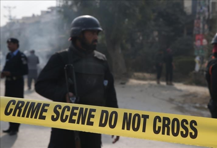Policeman killed, 6 injured in suicide bombing in Pakistan