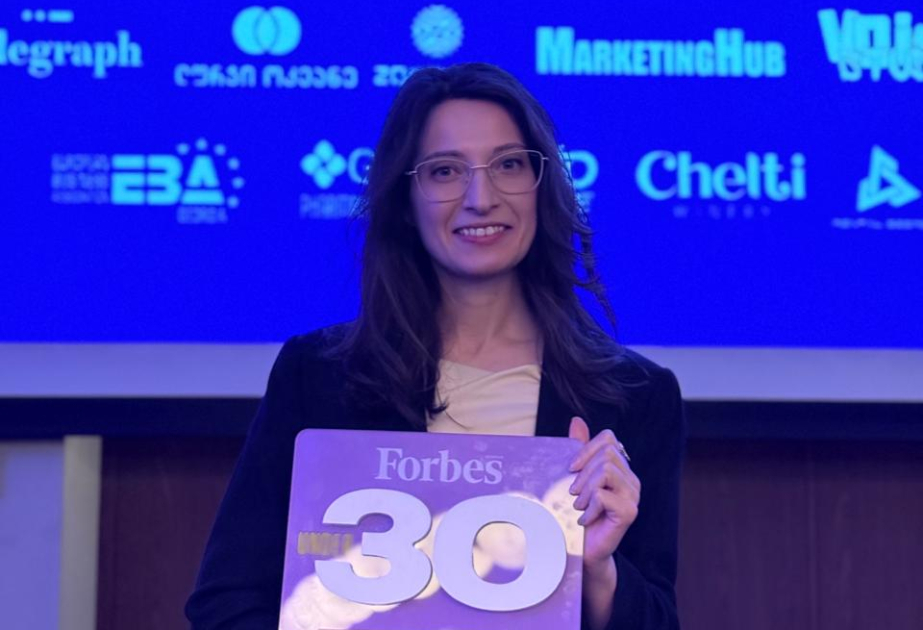 Marneulidə yaşayan soydaşımız “Forbes”in “Sosial təsir kateqoriyası”nın qalibi olub