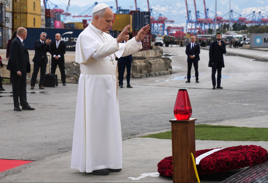 Libanon: Papst hält Messe vor 150.000 Menschen