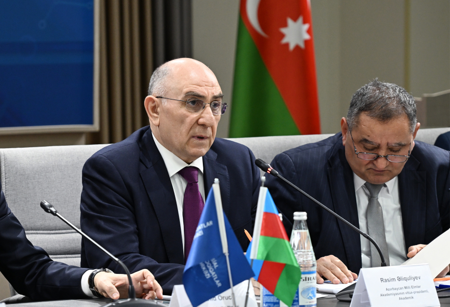 AMEA-nın vitse-prezidenti: Elmdə də ardıcıl islahatların aparılması vacibdir