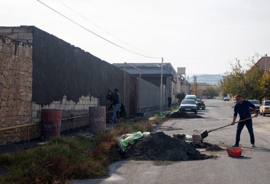 Şəmkir şəhərinin küçələri abadlaşdırılır