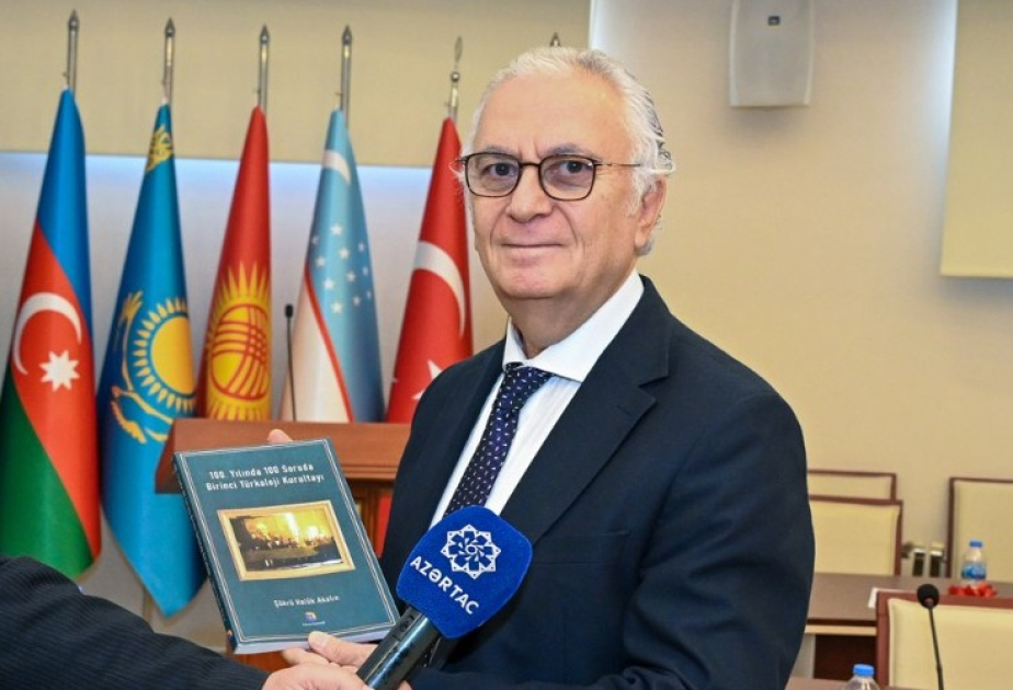 Türkiyəli alim Bakı Türkoloji Qurultay barədə kitab təqdim edəcək