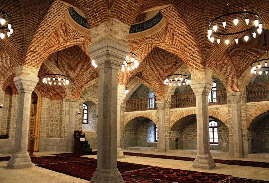 Ashaghi Govhar Agha Mosque – The unique sample of Shusha’s historical and architectural heritage VIDEO
