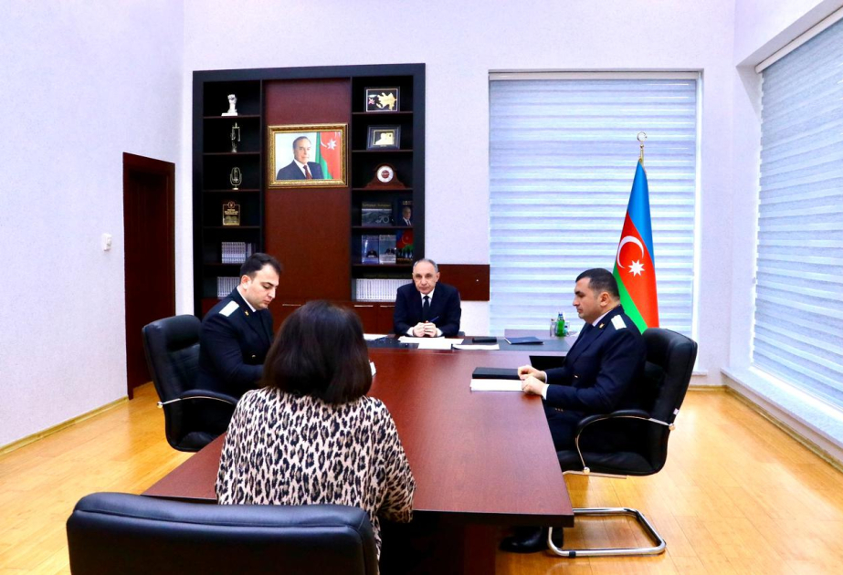 Baş prokuror Sumqayıt şəhərində vətəndaşların müraciətlərini dinləyib