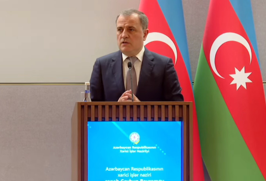 Außenminister Bayramov: Hochrangige Besuche stärken aserbaidschanisch-iranische Beziehungen weiter