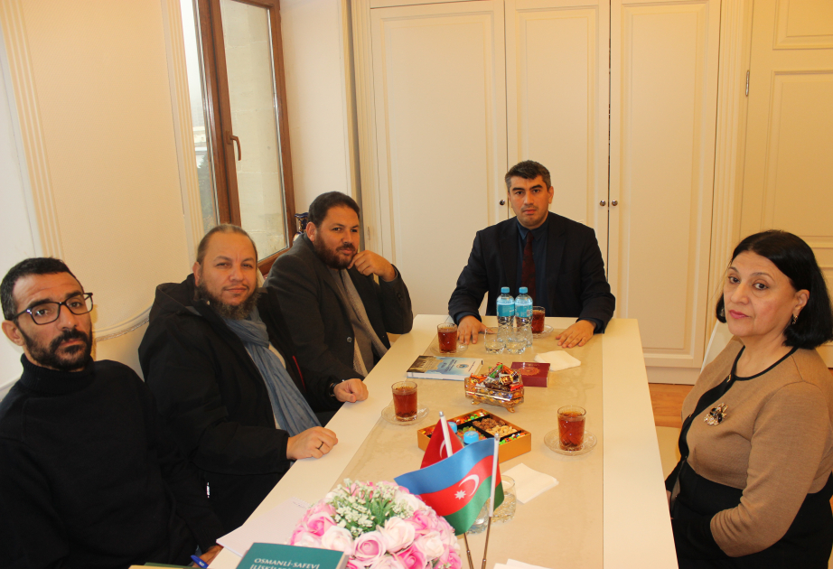 Əlcəzairin Konstantin Universitetinin müəllimləri Şərqşünaslıq İnstitutunda olublar