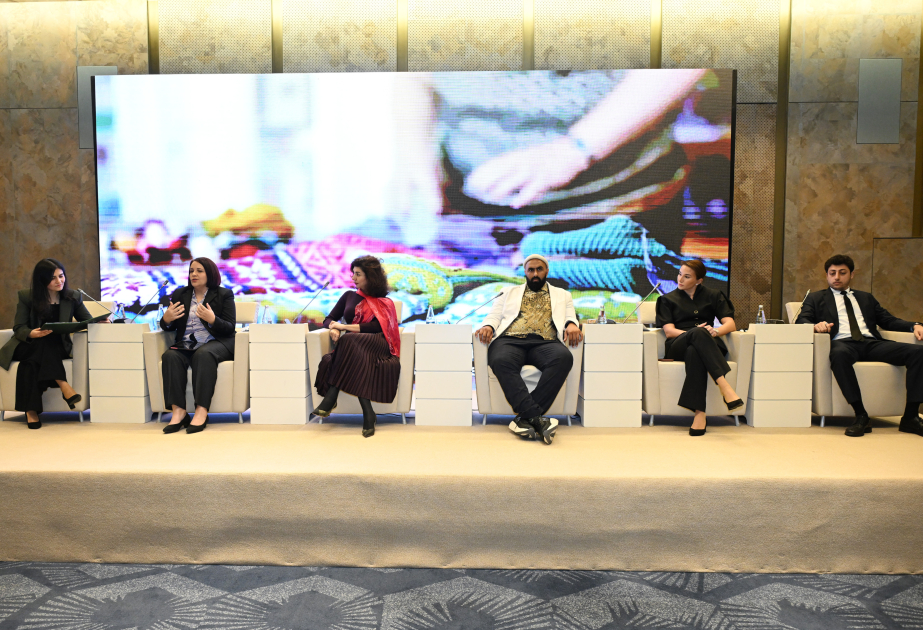 В рамках фестиваля культуры ОИС состоялась очередная панельная дискуссия «Возможности трудоустройства в творческих и культурных индустриях»