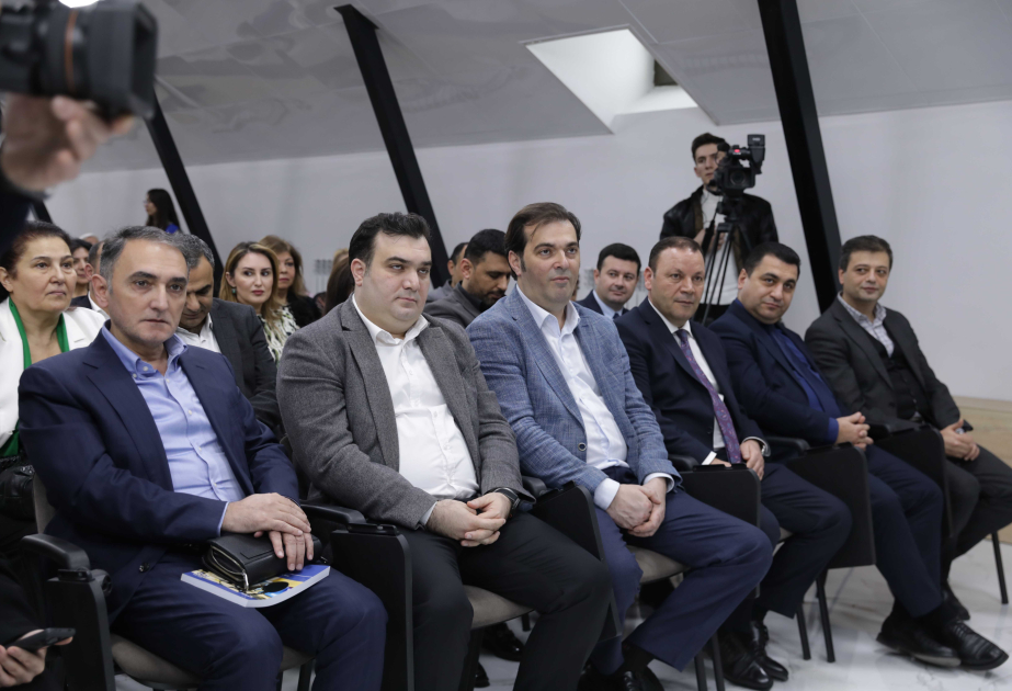 BDU-da “Radio jurnalistikası” kitabının təqdimatı olub