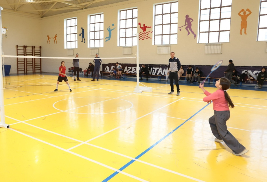 Qusar məktəbliləri badminton yarışının qalibi olub