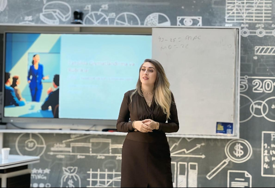 UNEC-də Akademik inkişaf və innovativ tədris proqramının tətbiqinə başlanılıb