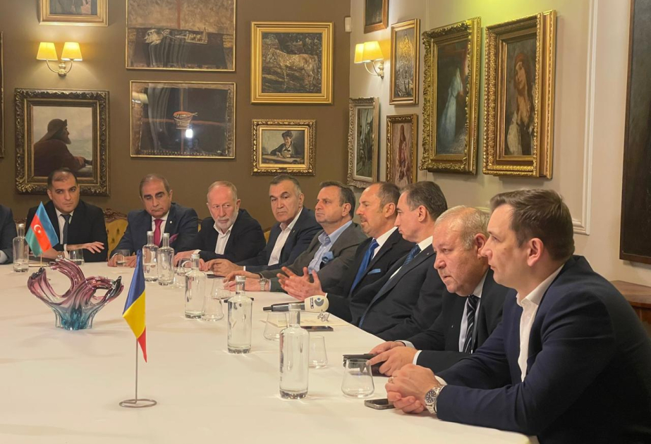 Ümummilli Liderin xatirəsi Buxarestdə yad edilib