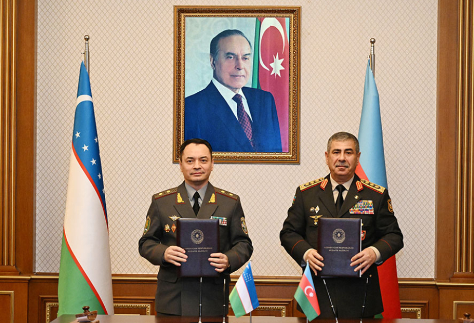Azərbaycan və Özbəkistan Müdafiə nazirlikləri arasında gələn il üçün ikitərəfli hərbi əməkdaşlıq planı imzalanıb