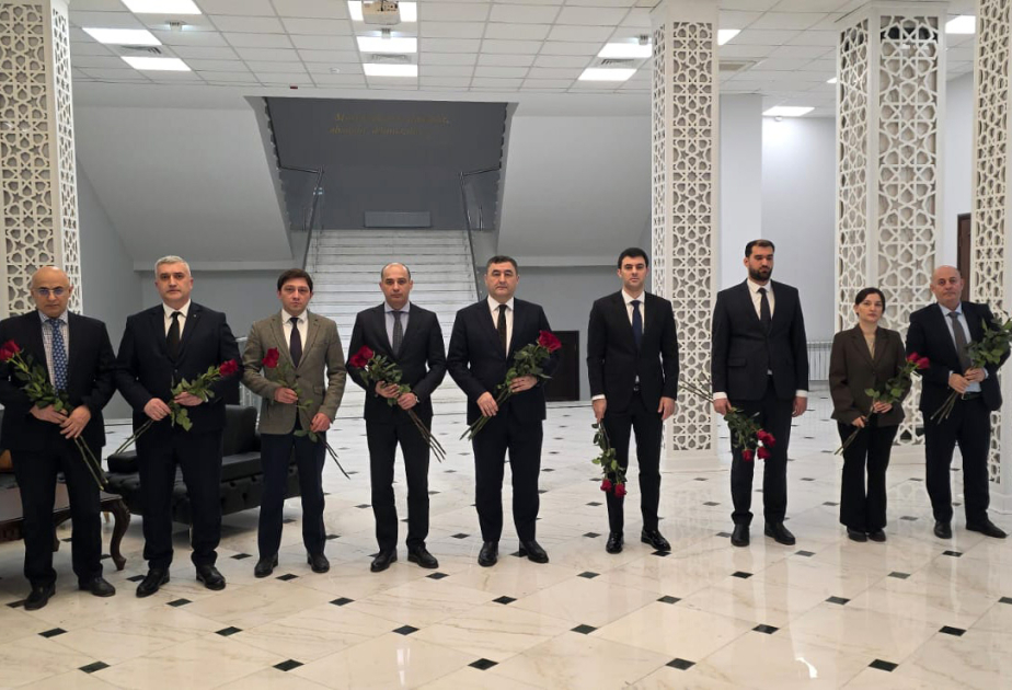 Astanada Ümummilli Lider Heydər Əliyevin xatirəsi anılıb
