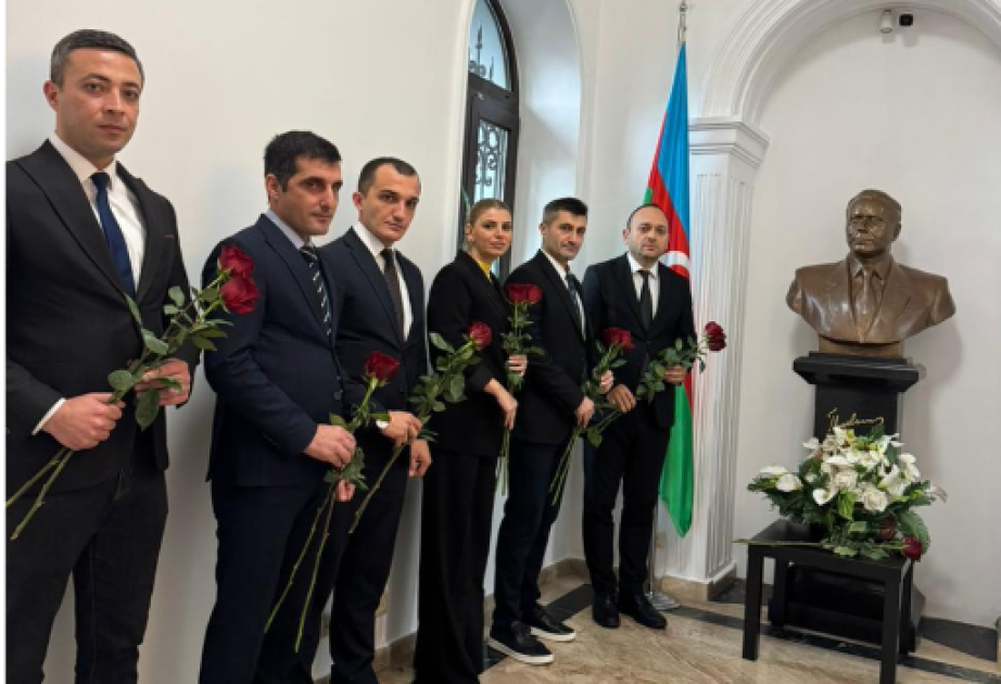 Batumidə Ümummilli Lider Heydər Əliyevin anım günü silsilə tədbirlərlə qeyd olunub