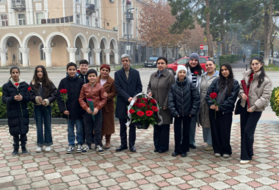 Ulu Öndər Heydər Əliyevin anım günü Gürcüstanda da qeyd olunur