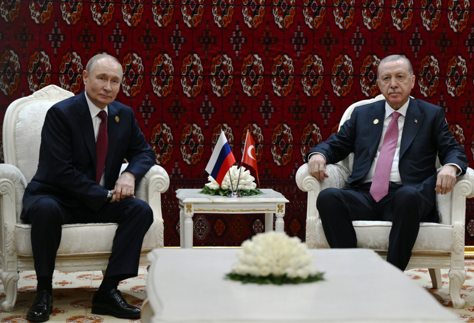 Putin və Ərdoğan Aşqabadda danışıqlar aparıblar