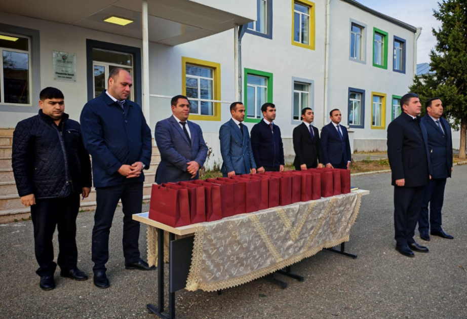 Еще 16 семьям, переселившимся в село Гасанриз Агдеринского района, вручены ключи от домов ОБНОВЛЕНО  ВИДЕО
