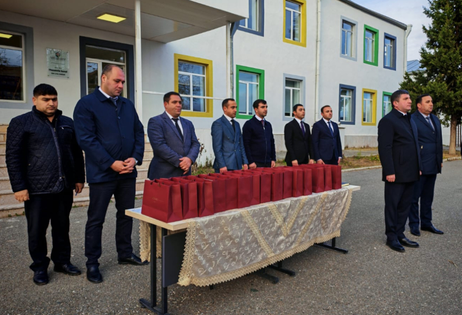 Große Rückkehr: 16 Flüchtlingsfamilien ins Dorf Hasanriz in der Region Aghdara geschickt VIDEO