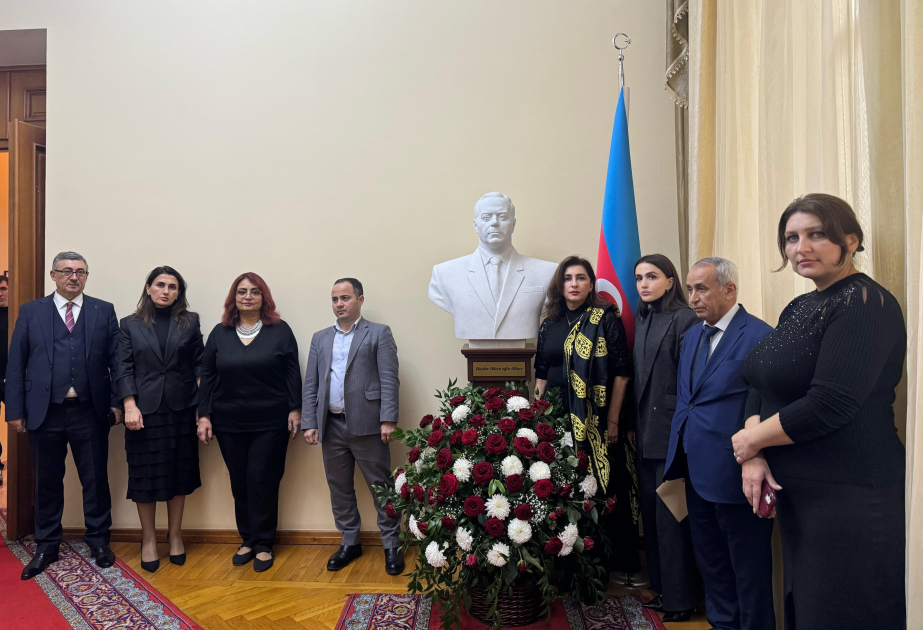 Ulu Öndərin zəngin irsi Prezident Kitabxanasının fəaliyyətində mühüm yer tutur