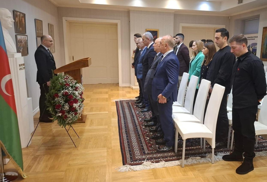 Ümummilli Lider Heydər Əliyevin xatirəsi Latviyada anılıb