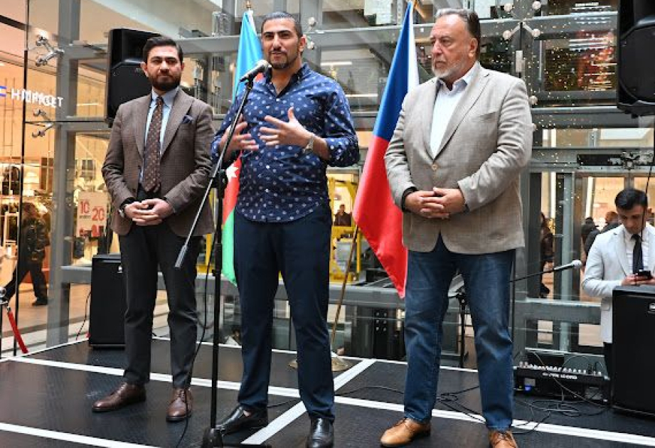 В Баку прошел творческий воркшоп «Чехия глазами азербайджанских художников»