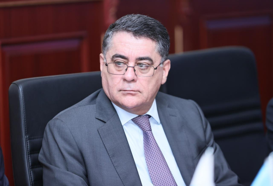 Azərbaycan tranzit ölkəsi olaraq regional yükdaşımalarında rəqabətdə hansı üstünlüklərə malikdir?  AÇIQLAMA