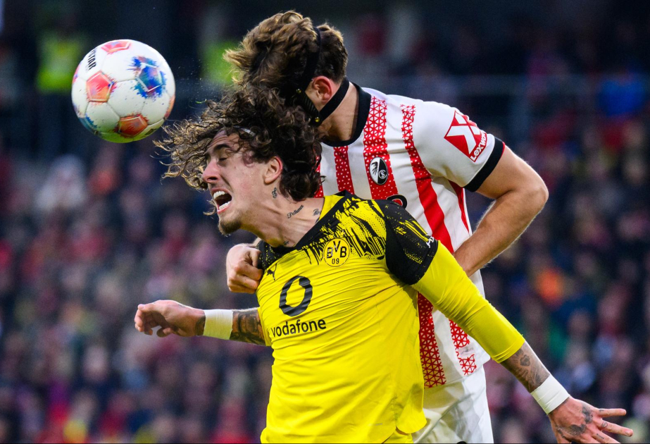 Fußball-Bundesliga: Bremen verliert gegen Stuttgart, Unentschieden bei München - Mainz und Freiburg – Dortmund
