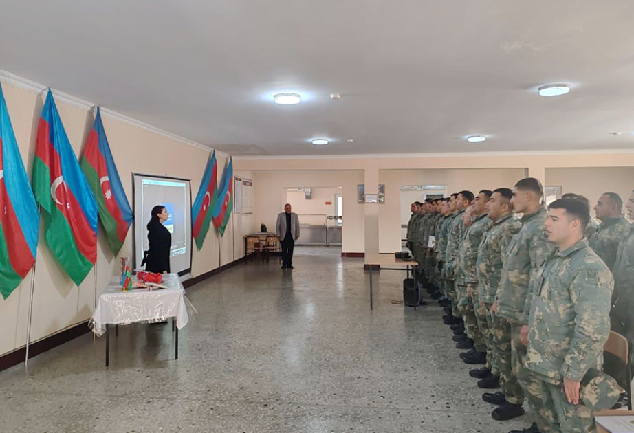 В сухопутных войсках состоялись мероприятия, посвященные Году Конституции и Суверенитета