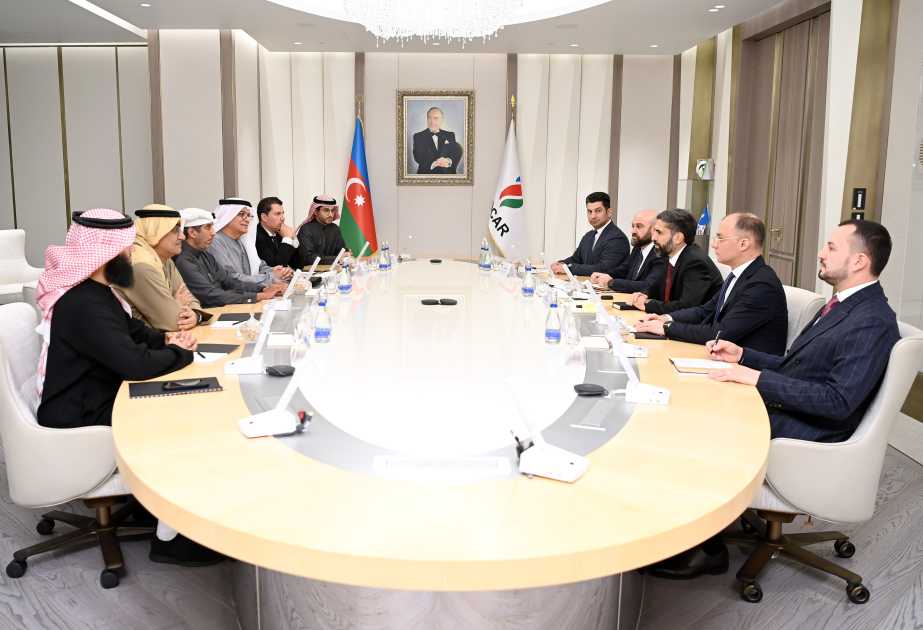 SOCAR “ENOC Group” ilə enerji sektorunun müxtəlif istiqamətləri üzrə əməkdaşlığı müzakirə edib