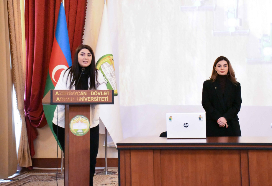 ADAU-da “Effektiv kommunikasiyalar” mövzusunda təlim keçirilib