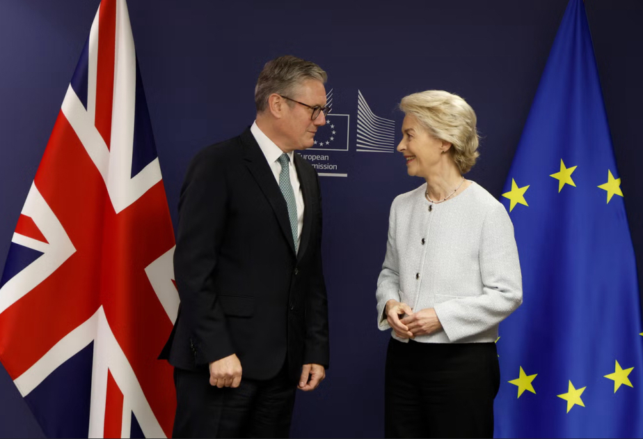 El Reino Unido se reincorporará al programa Erasmus en 2027