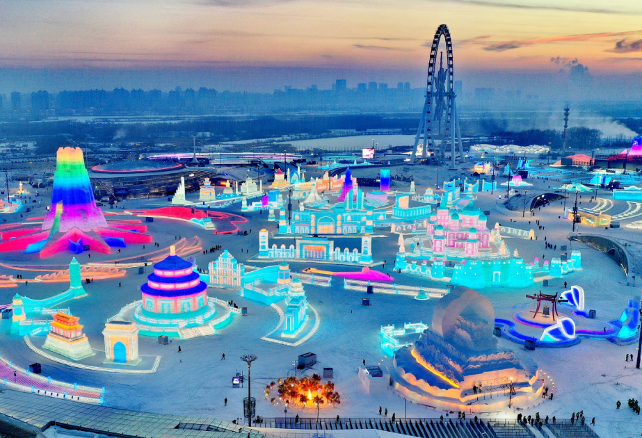 En China ha comenzado la mayor exposición de hielo y nieve del mundo