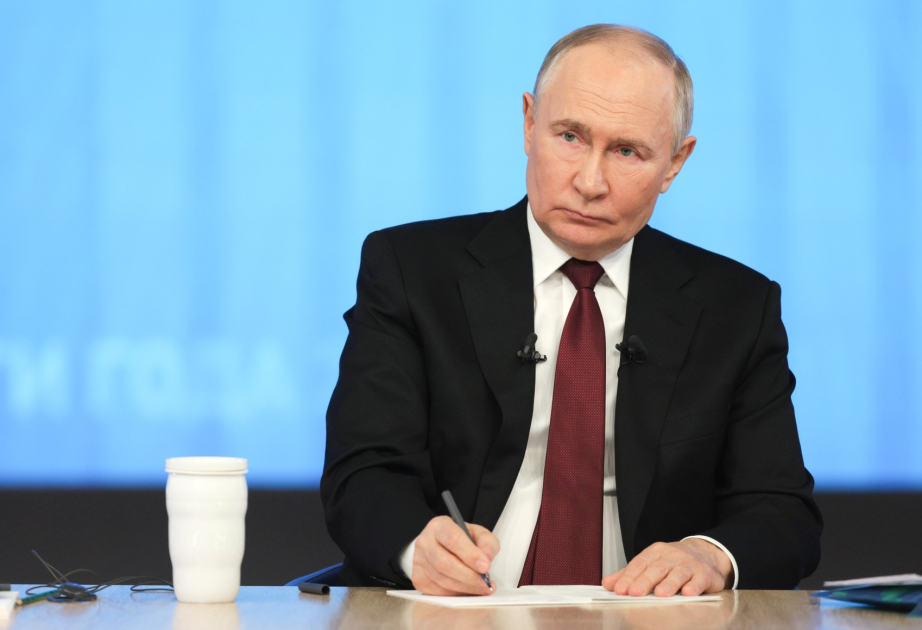 Президент России посоветовал не обсуждать по телефону деньги и имущество