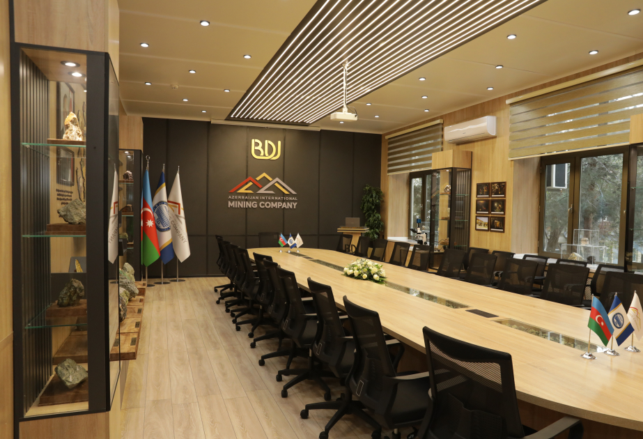 В БГУ открыта аудитория компании Azerbaijan International Mining Company Limited