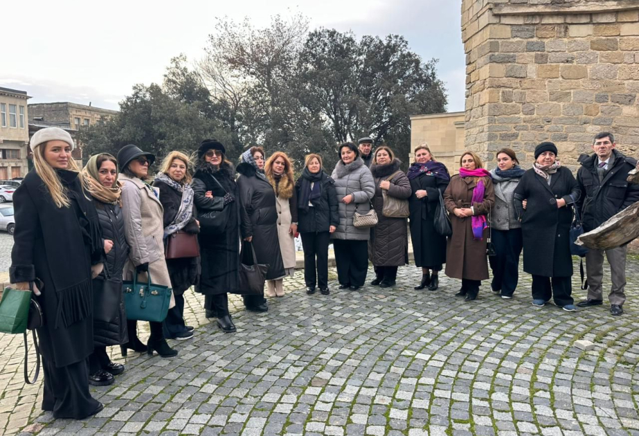 Elm və Təhsil İşçilərinin Həmkarlar İttifaqı “İçərişəhər” Dövlət Tarix-Memarlıq Qoruğuna ekskursiya təşkil edib