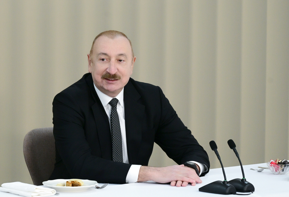 Президент Азербайджана: Мы никогда не можем забыть наших шехидов, жертв Ходжалы, гибель других невинных людей