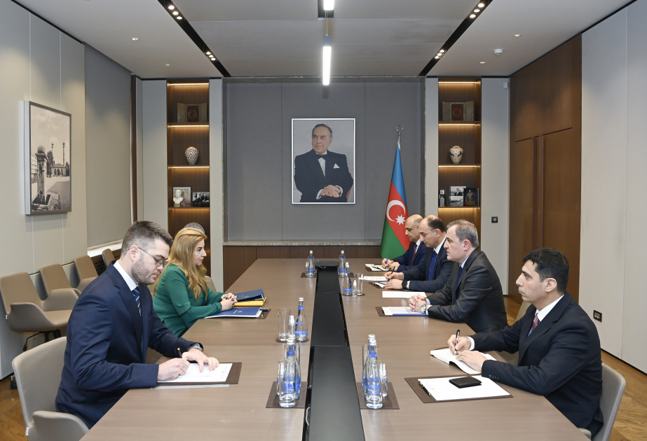 Aserbaidschan und Griechenland prüfen bilaterale und multilaterale Zusammenarbeit