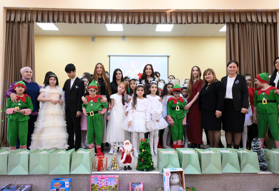 Leyla Əliyeva, Arzu Əliyeva və Alena Əliyeva Bakı şəhəri 5 nömrəli internat tipli xüsusi ümumtəhsil məktəbində olublar