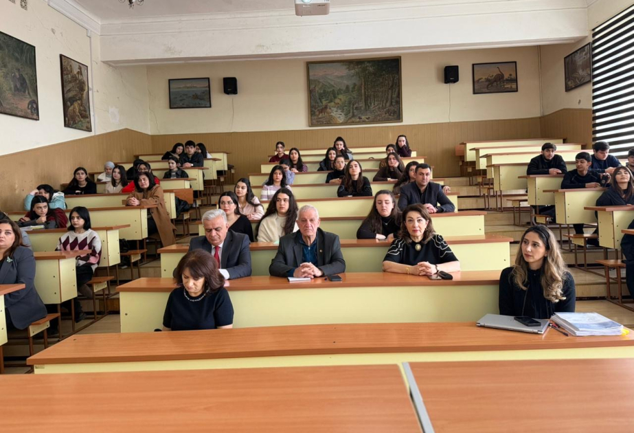 Biologiyada süni intellektin tətbiqinə dair elmi müzakirə aparılıb