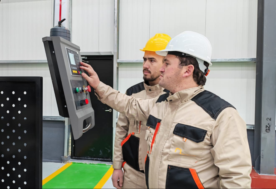 Ağdamdakı metal elektrik dirəklərinin istehsalı müəssisəsinin məhsulları həm də ixrac olunacaq FOTO VİDEO