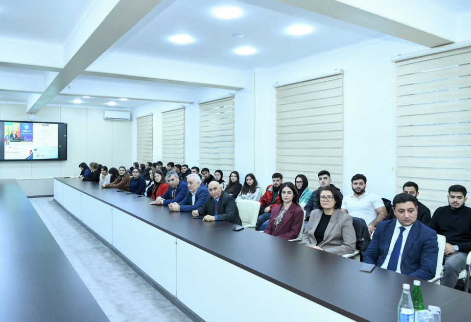 BMU-da şəhərdaxili nəqliyyatın aktual problemlərinə həsr olunmuş seminar keçirilib
