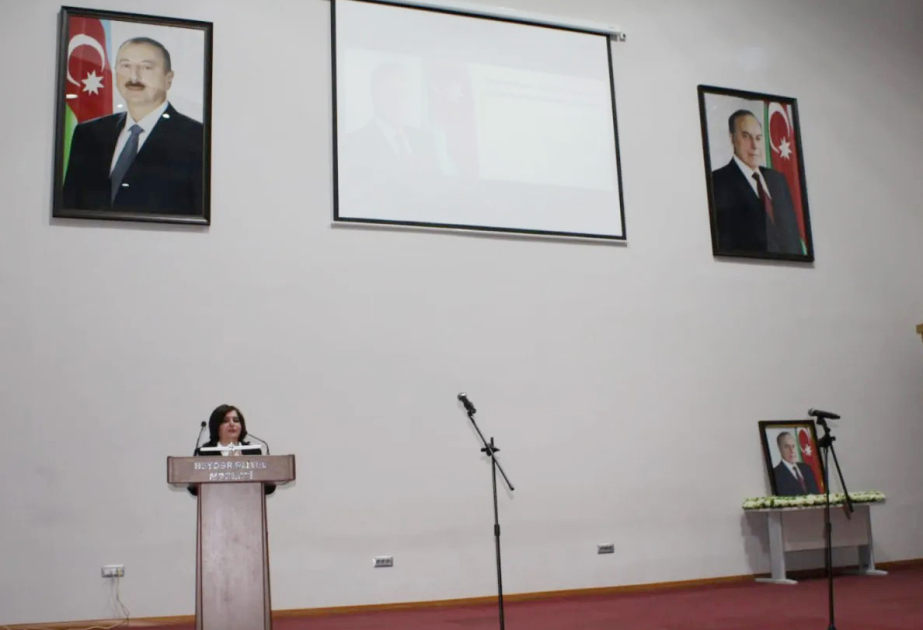 “Konstitusiya və Suverenlik İli” çərçivəsində Zaqatalada ədəbi-bədii kompozisiya təqdim edilib