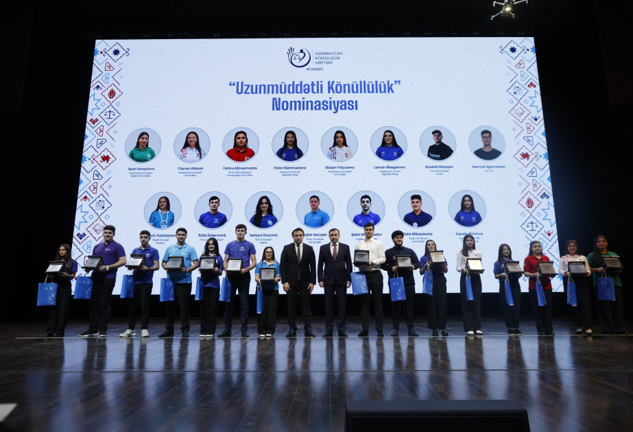 “BDU könüllüləri” təşkilatının fəal üzvləri təltif olunublar