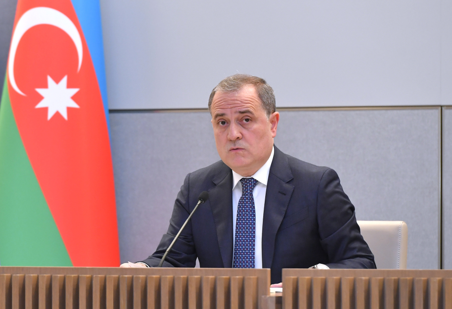 Ministro: “Los organismos internacionales comprenden que no es posible hablar con Azerbaiyán usando un lenguaje de presión”