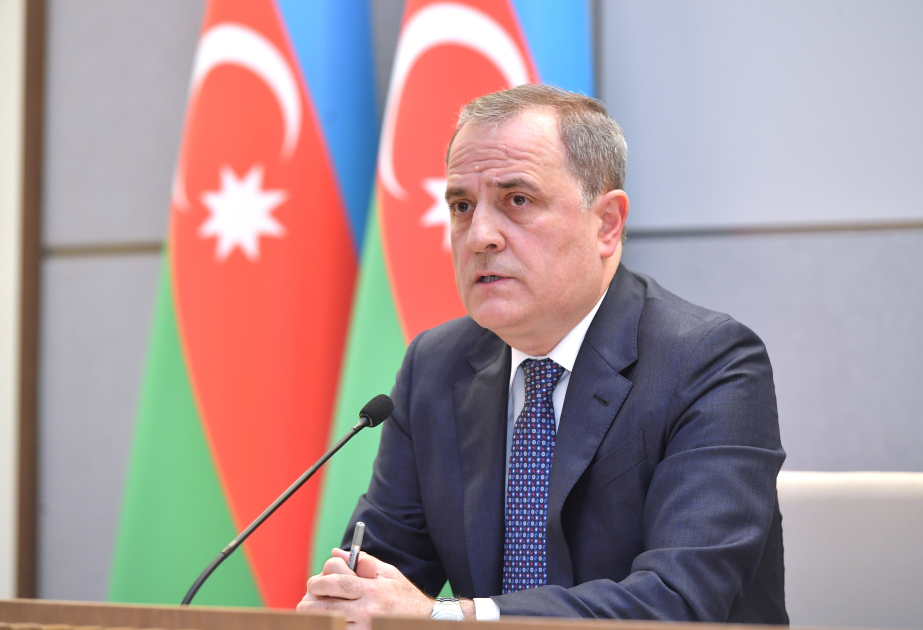 Ministro de Asuntos Exteriores de Azerbaiyán: "Existe potencial para la cooperación con Armenia en otros ámbitos"