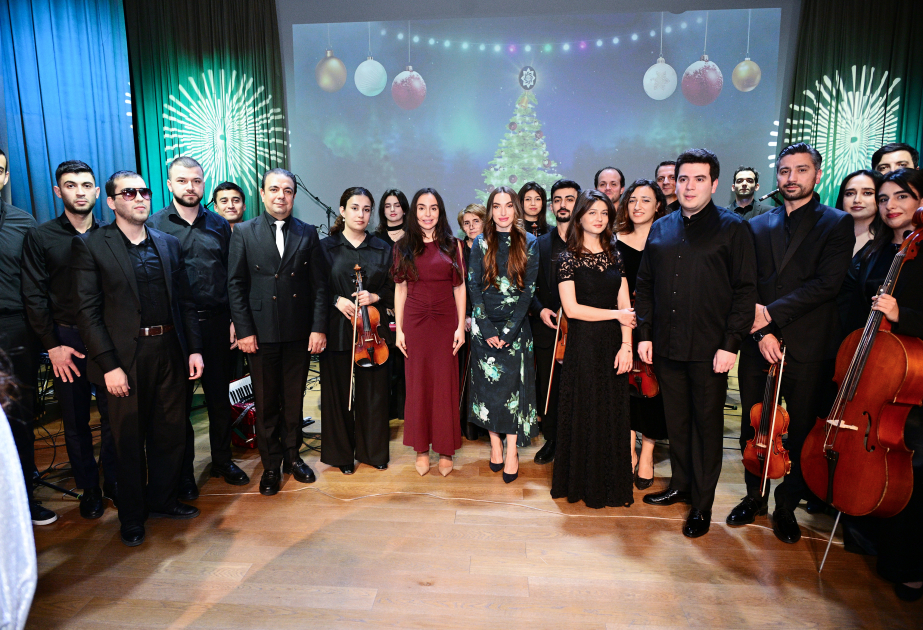 Leyla Aliyeva y Alena Aliyeva visitaron el Centro DOST de Desarrollo Inclusivo y Creatividad