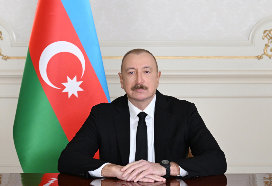 Presidente de la República de Azerbaiyán felicita al pueblo azerbaiyano con motivo del Día de la Solidaridad de los Azerbaiyanos del Mundo y del Año Nuevo