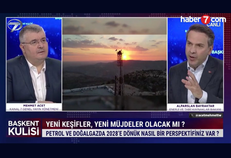 Türkiyənin energetika naziri Azərbaycanla 33 milyard kubmetr qazın alınması ilə bağlı razılaşmanın əldə edildiyini açıqlayıb