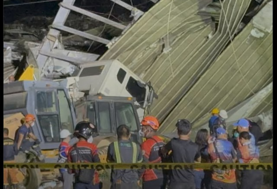 “Garbage mountain” collapses in Philippines, leaving one dead, dozens missing